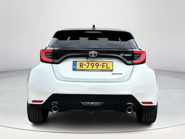 Toyota YARIS 1.6 GR Performance | AWD | Stoel-/stuurverwarming | Rijklaarprijs incl. garantie |