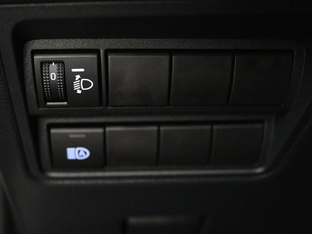 Toyota YARIS Cross 1.5 Hybrid Adventure | Navigatie | Panoramadak | Blind Spot | PCD | Head-up |