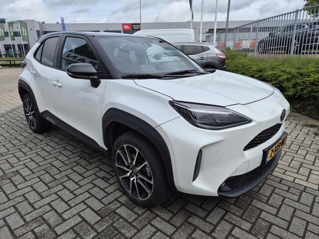 Toyota YARIS Cross 1.5 Hybrid GR Sport Navigatie | Achteruitrijcamera | Elektrisch bedienbare achterklep |