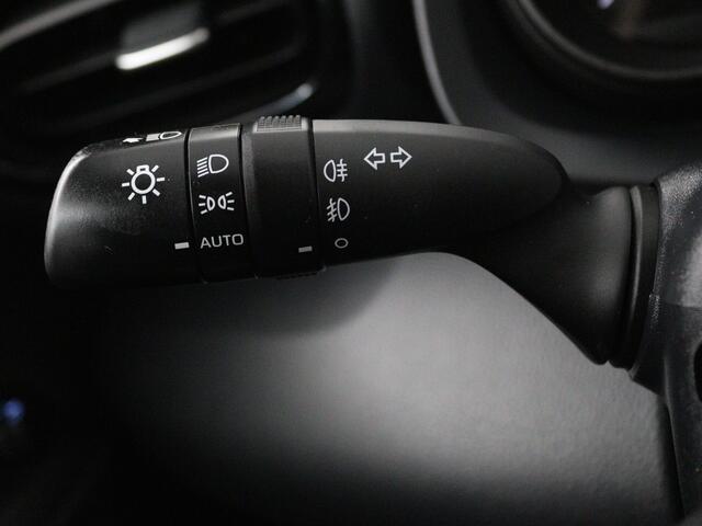 Toyota YARIS 1.5 Hybrid Dynamic | Apple CarPlay / Android Auto (Navigatie) |