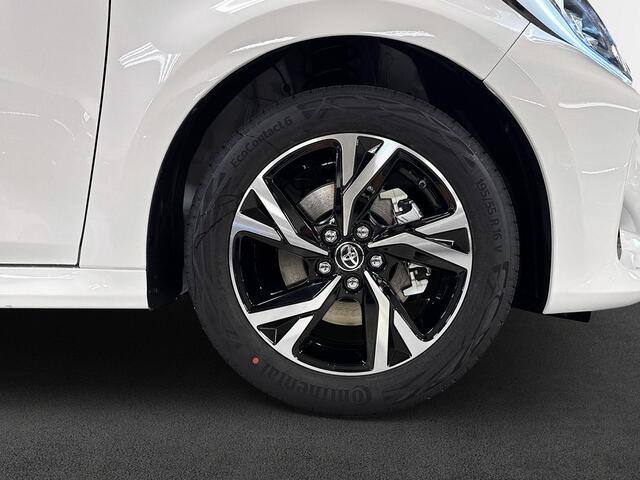 Toyota YARIS 1.5 Hybrid 115 First Edition NIEUW
