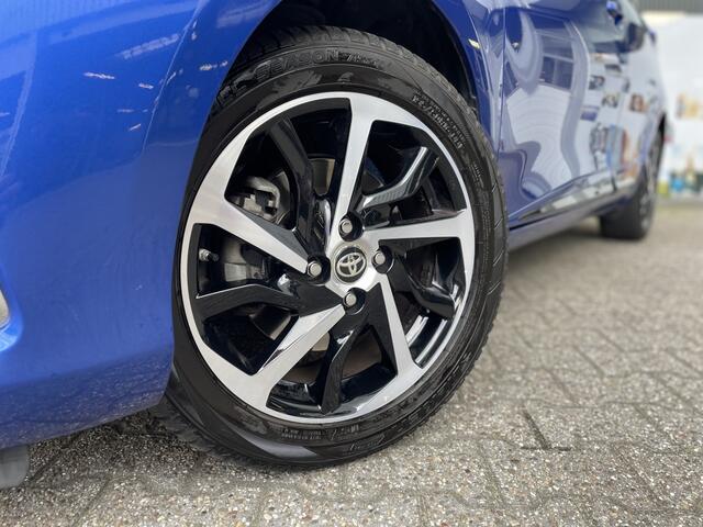 Toyota YARIS 1.5 Hybrid Style Bi-tone | Stoelverwarming | Apple CarPlay Andro