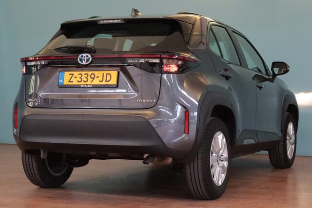 Toyota YARIS Cross 1.5 Hybrid Active | APPCONNECT | CLIMA | CAMERA | ADAP CRUISE | LANE-ASSIST |