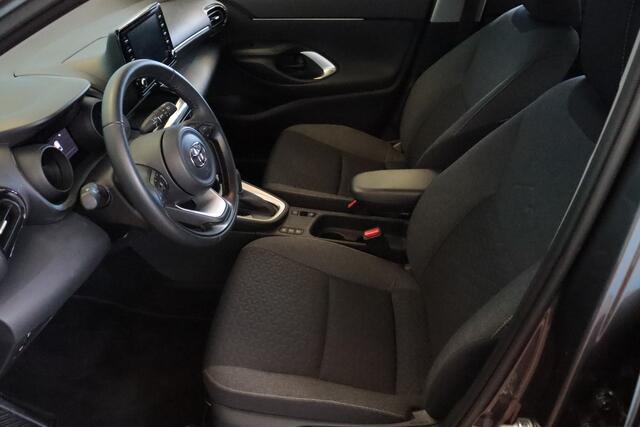 Toyota YARIS Cross 1.5 Hybrid Active | APPCONNECT | CLIMA | CAMERA | ADAP CRUISE | LANE-ASSIST |