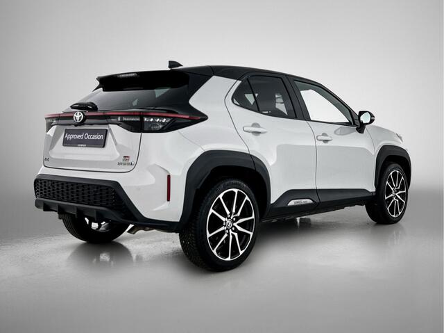 Toyota YARIS Cross 1.5 Hybrid GR Sport | Panoramadak | JBL | Bi-Tone | Stoelverwarming | Blindspot |