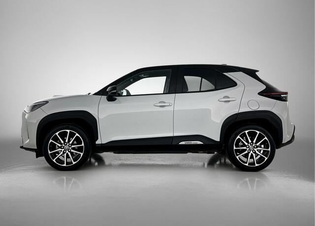 Toyota YARIS Cross 1.5 Hybrid GR Sport | Panoramadak | JBL | Bi-Tone | Stoelverwarming | Blindspot |
