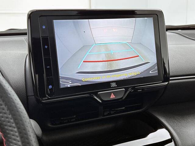 Toyota YARIS Cross 1.5 Hybrid GR Sport | Panoramadak | JBL | Bi-Tone | Stoelverwarming | Blindspot |