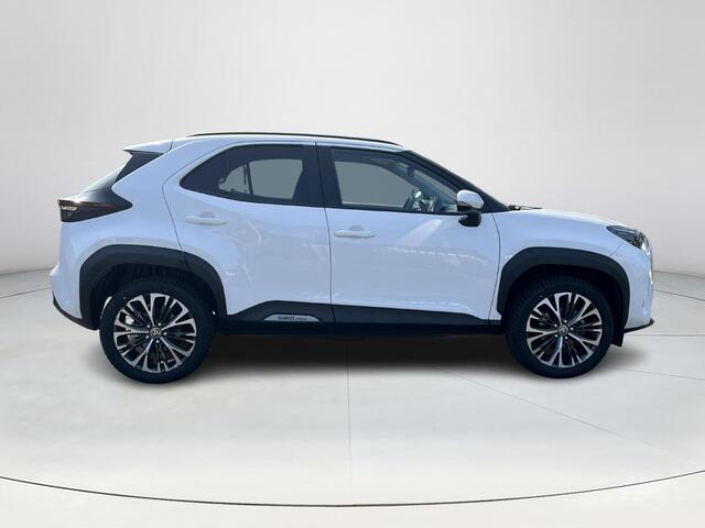 Toyota YARIS Cross 1.5 Hybrid Executive 4X4 | Navigatie | Stoel- + stuurverwarming | Parkeersensoren | Dode hoek waarschuwing |