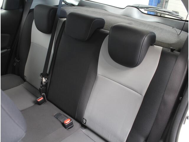Toyota YARIS 1.0 VVT-i Comfort AIRCO | CV | ELRM | STB | ISOFIX