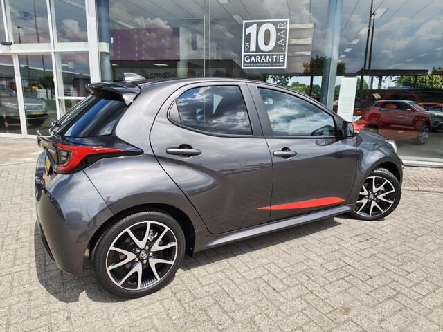 Toyota YARIS 1.5 Hybrid Executive | Navi | Parkeersensoren | Android Auto