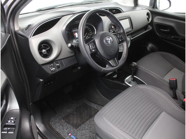 Toyota YARIS 1.5 Hybrid Dynamic CLIMATE | CRUISE | LED | CAMERA | CARPLAY | KEYLESS
