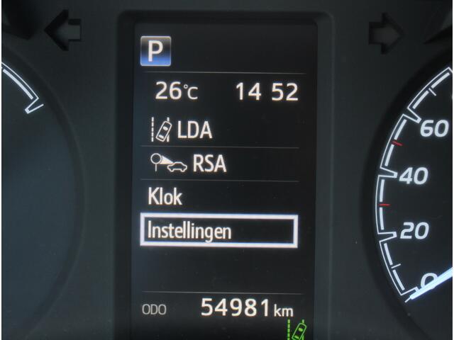 Toyota YARIS 1.5 Hybrid Dynamic CLIMATE | CRUISE | LED | CAMERA | CARPLAY | KEYLESS