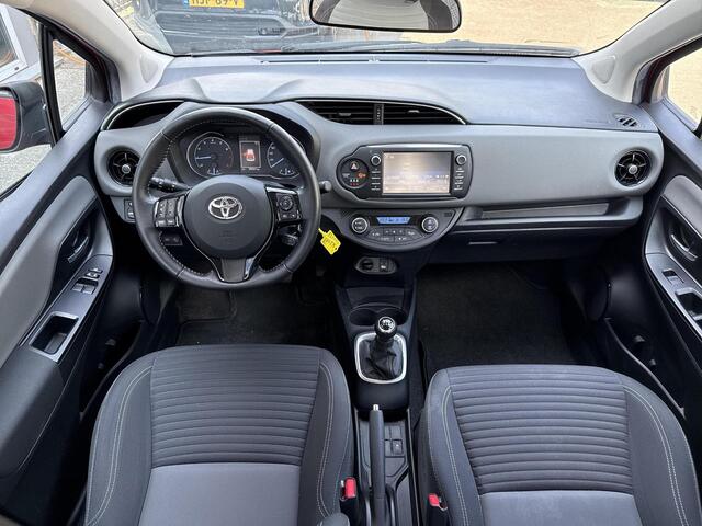 Toyota YARIS 1.0 VVT-i Active **AIRCO/ PARKEERCAMERA/ CRUISE CONTROL/ 36 MAANDEN GARANTIE**