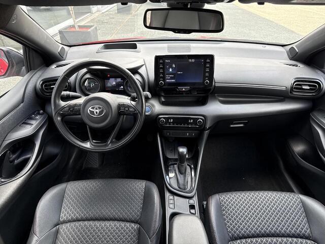 Toyota YARIS 1.5 Hybrid Executive **STOEL EN STUURWIELVERWARMING/ HEAD-UP DISPLAY/ CLIMATE CONTROL/ 36 MAANDEN GARANTIE**