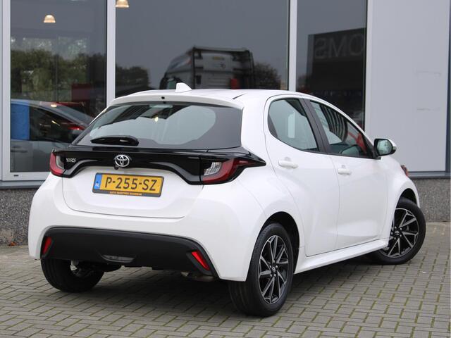 Toyota YARIS 1.0 VVT-i Active Cruise Control, Airco, Lichtmetalen Velgen, Bluetooth, Achteruitrijcamera