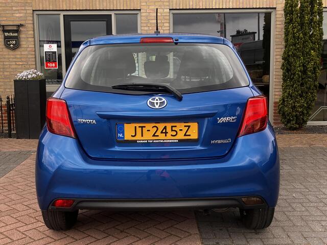 Toyota YARIS 1.5 Hybrid Now | 35.807 km! | 1e eigenaar | BTW auto