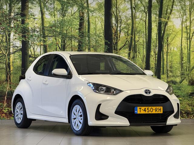 Toyota YARIS 1.5 Hybrid Active | Adaptieve Cruise Control | Achteruitrijcamera | Bluetooth | Navigatie | Airconditioning | Apple Carplay | Android Auto | DAB |