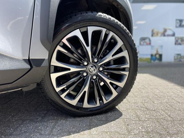 Toyota YARIS 1.5 Hybrid Executive | Pano | Trekhaak | Elektr. Achterklep