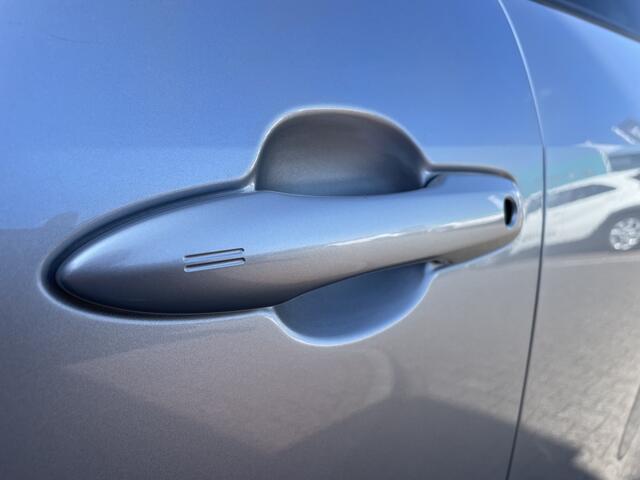 Toyota YARIS 1.5 Hybrid Executive | Pano | Trekhaak | Elektr. Achterklep