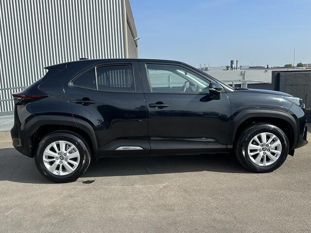Toyota YARIS Cross 1.5 Hybrid Dynamic Edition AppleCarPlay / AndroidAuto, Navigatie, Parkeersensoren, Smart key, Privacy glass, Achteruitrijcamera, Adaptieve cruise control