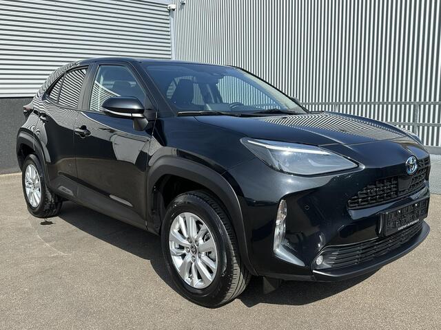 Toyota YARIS Cross 1.5 Hybrid Dynamic Edition AppleCarPlay / AndroidAuto, Navigatie, Parkeersensoren, Smart key, Privacy glass, Achteruitrijcamera, Adaptieve cruise control