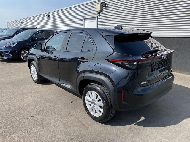 Toyota YARIS Cross 1.5 Hybrid Dynamic edition Incl: AppleCarPlay / AndroidAuto, Navigatie, Parkeersensoren, Smart key, Privacy glass, Achteruitrijcamera, Adaptieve cruise control