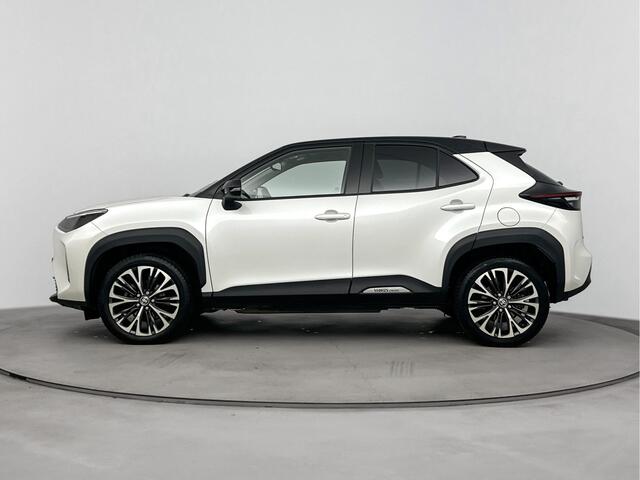 Toyota YARIS Cross 1.5 Hybrid AWD Executive Limited