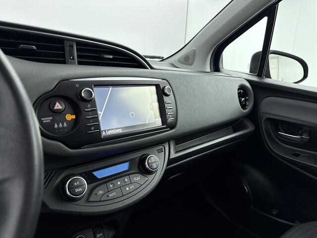 Toyota YARIS 1.5 VVT-i Aspiration | Navigatie | Parkeercamera | Climate Control |