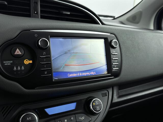 Toyota YARIS 1.5 VVT-i Aspiration | Navigatie | Parkeercamera | Climate Control |
