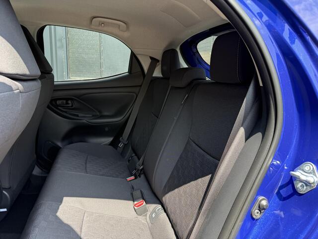 Toyota YARIS 1.5 Hybrid Dynamic Luxury | Stuur & stoel verwarming | Draadloos laden | Adaptieve Cruise Control |