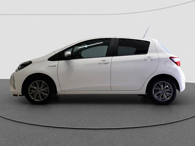 Toyota YARIS 1.5 Hybrid Dynamic | Navigatie | Camera | LM Velgen |