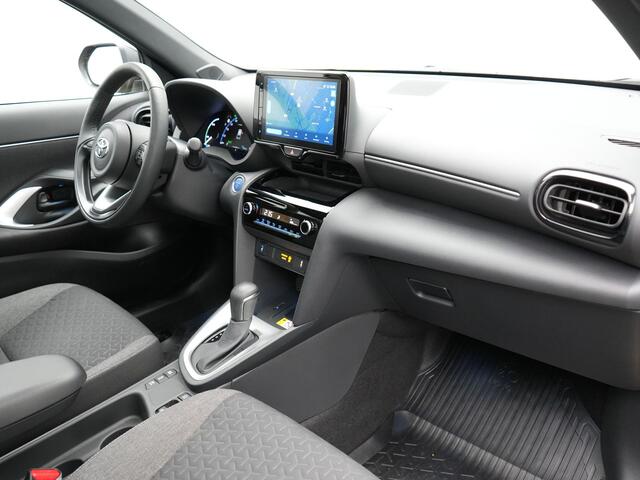 Toyota YARIS Cross 1.5 Hybrid Executive | Panodak | Adaptive Cruise | Head Up | 18"L.M | Keyless | Navi Full Map | Stoel / Stuurverwarming | Camera | LED Koplampen |