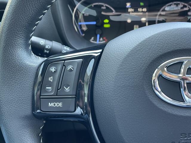 Toyota YARIS 1.5 Hybrid Dynamic | Cruise Control | Bluetooth | Elektr. Verst.