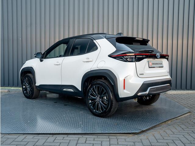Toyota YARIS Cross 1.5 Hybrid AWD Adventure / Bi-tone | Stoel & Stuur verw. | PDC V&A | Prijs Rijklaar!!