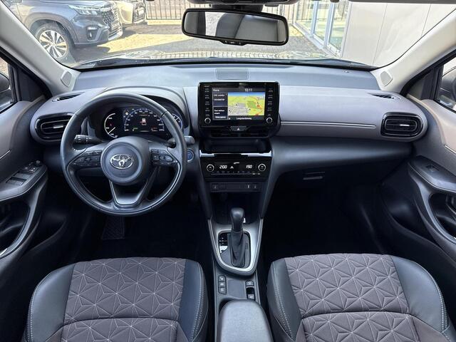 Toyota YARIS Cross 1.5 Hybrid Executive **NAVIGATIE/ 360 CAMERA/ DODEHOEK DETECTIE/ 36 MAANDEN GARANTIE**