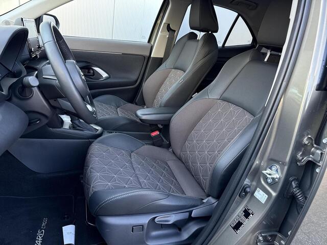 Toyota YARIS Cross 1.5 Hybrid Executive **NAVIGATIE/ 360 CAMERA/ DODEHOEK DETECTIE/ 36 MAANDEN GARANTIE**