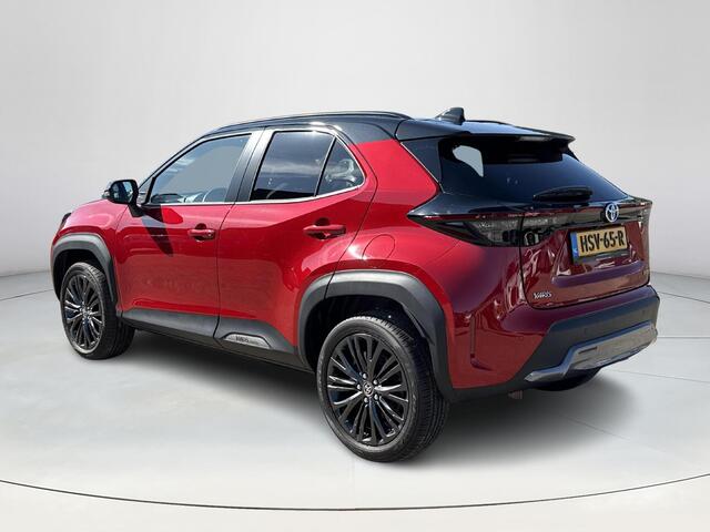 Toyota YARIS Cross 1.5 Hybrid Adventure **NAVIGATIE/ DODEHOEK DETECTIE/ STOEL EN STUURWIELVERWARMING/ 36 MAANDEN GARANTIE**