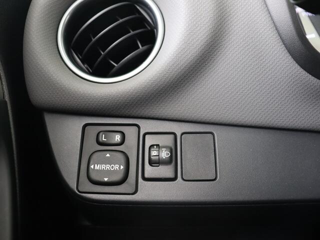 Toyota YARIS 1.5 Hybrid Trend