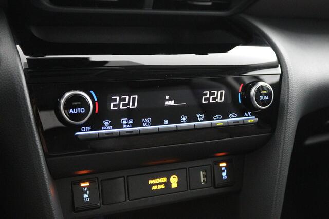 Toyota YARIS Cross 1.5 Hybrid Executive Limited | Stuur stoel en voorruitverwarming | Electrische achterklep | 360 graden camera |