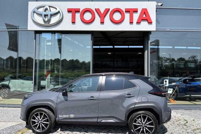 Toyota YARIS Cross 1.5 Hybrid 130 GR Sport, Stuurverwarming, Apple carplay, Android auto