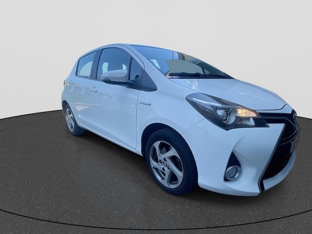 Toyota YARIS 1.5 Hybrid Lease