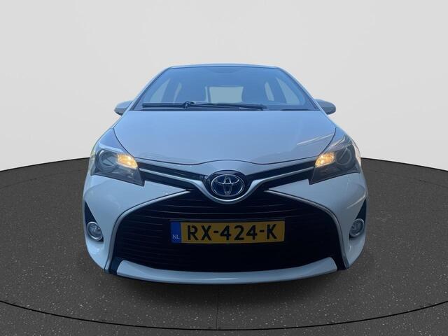 Toyota YARIS 1.5 Hybrid Lease