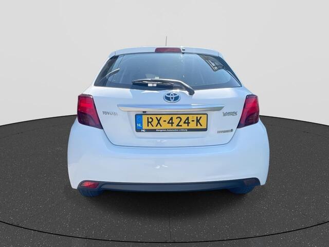 Toyota YARIS 1.5 Hybrid Lease