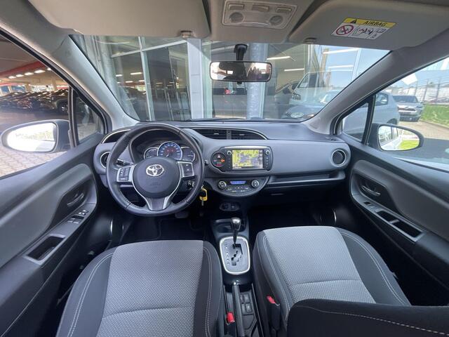 Toyota YARIS 1.5 Hybrid Lease