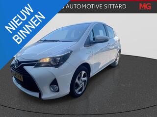 toyota-yaris-1.5-hybrid-lease