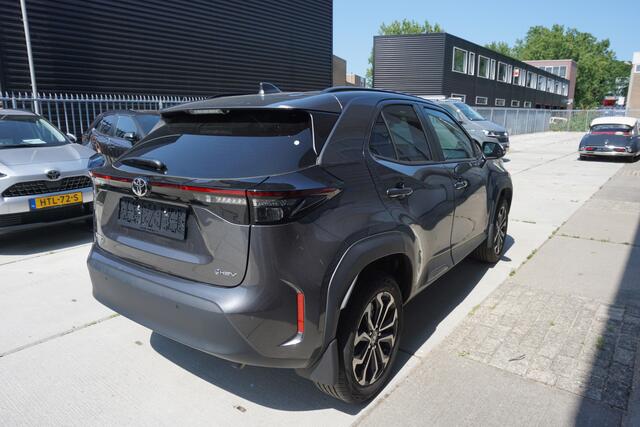 Toyota YARIS Cross 1.5 Hybrid 115 Business Plus |Navi|Carplay|PDC V+A|Camera|Stoel en stuurverwarming|