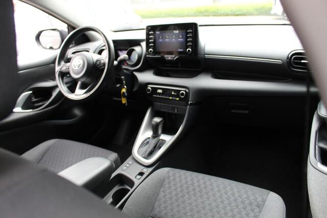Toyota YARIS 1.5 Hybrid Dynamic Edtion