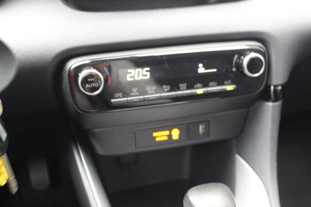 Toyota YARIS 1.5 Hybrid Dynamic Edtion