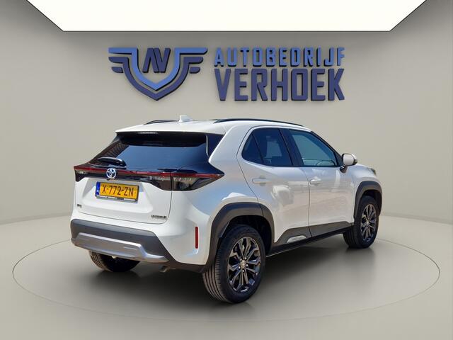 Toyota YARIS 1.5 Hybrid Explore NL Auto - Luxe uitvoering - Lage Kmstand!