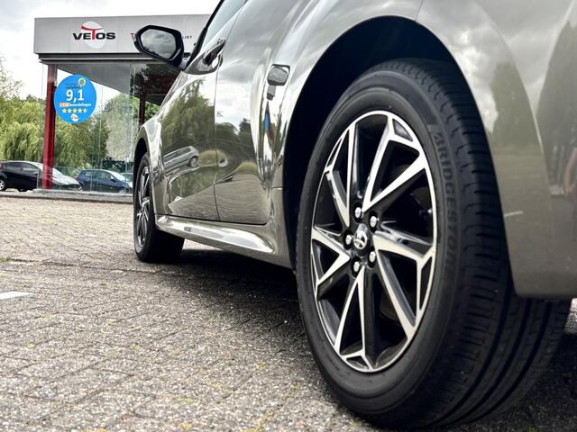 Toyota YARIS 1.5 Hyb. Dynamic | Adapt. Cruise | CarPlay | Stoelverw.